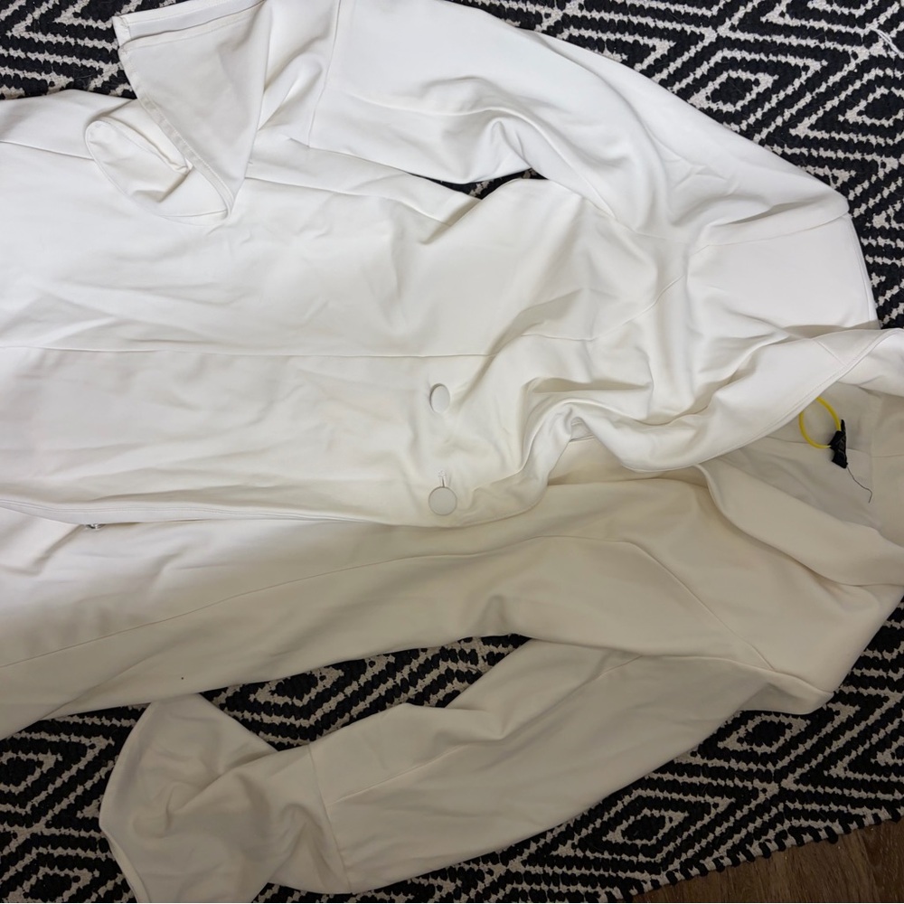NBD Elegant Cream Women's blazer dress - Picture 3 of 4